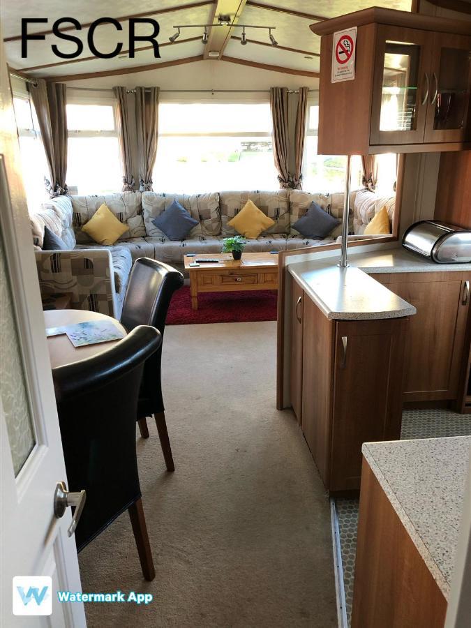 First Steps Caravan Rentals Sandown Exterior foto