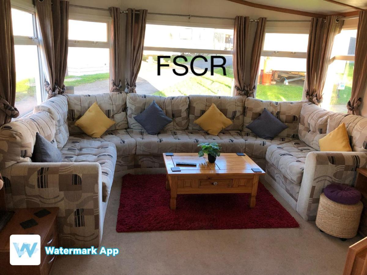 First Steps Caravan Rentals Sandown Exterior foto