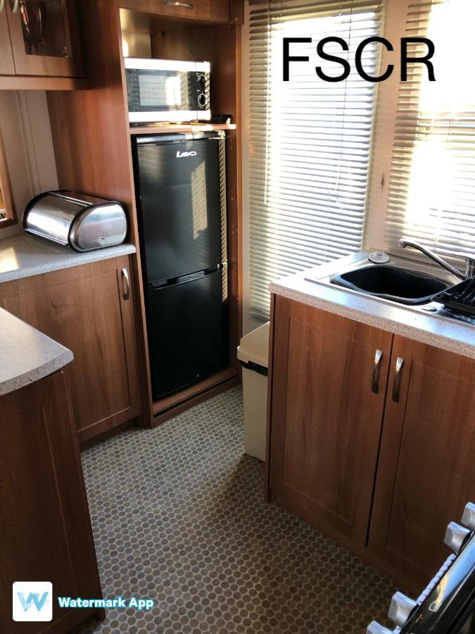 First Steps Caravan Rentals Sandown Exterior foto