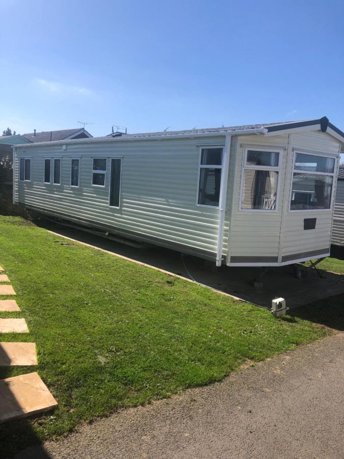 First Steps Caravan Rentals Sandown Exterior foto
