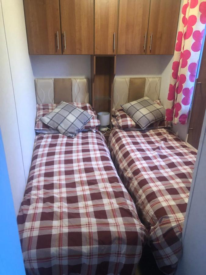 First Steps Caravan Rentals Sandown Exterior foto