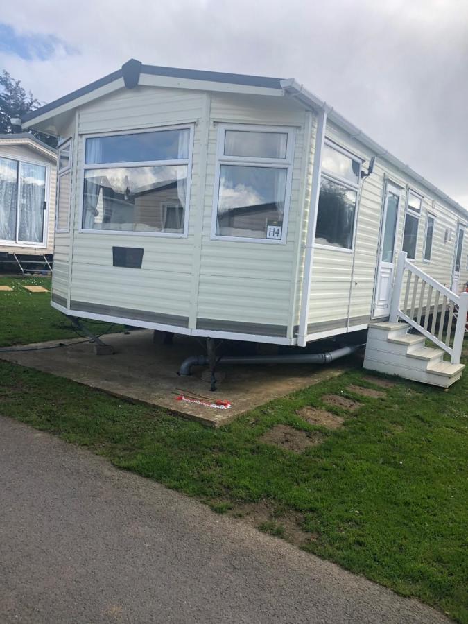 First Steps Caravan Rentals Sandown Exterior foto